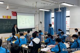 球迷批奥纳纳表现：他的站位就是在犯罪，让科曼完成最轻松射门